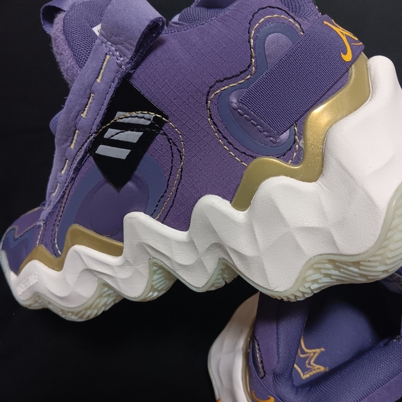 Adidas sneaker - Picture 4 of 4